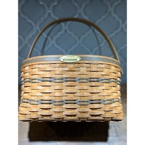 Longaberger 1995 Family Basket – Traditions Collection w Liner Protector